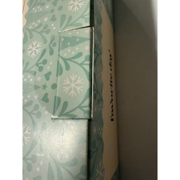 Favorite Day Deluxe Holiday Sprinkle Set - SEALED - - Picture 8 of 8